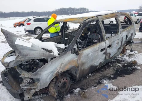 2005 Chrysler Town & Country Lx z USA, uszkodzony, nr VIN 2C4GP44R85R100807